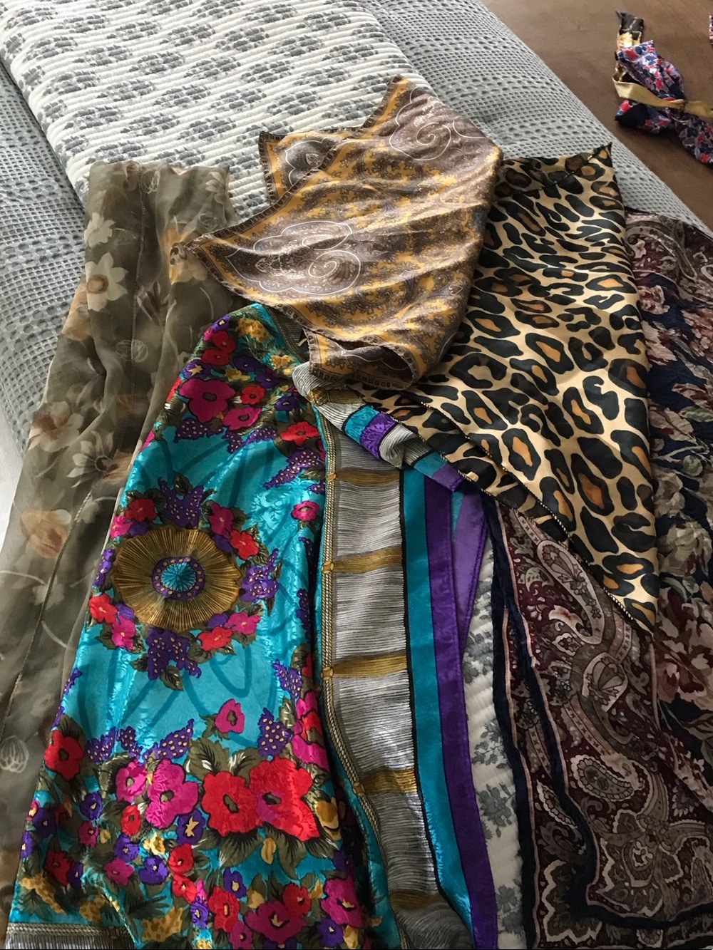 Assorted Women’s Fashion Scarves - Vibrant Floral, Leopard & Paisley Prints